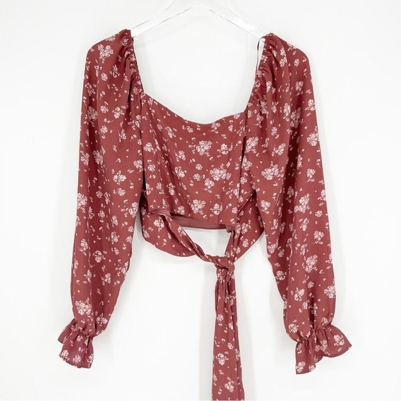 Altar'd State Women's Floral Puff Sleeve Wrap Around Crop Top L - Picture 2 of 7